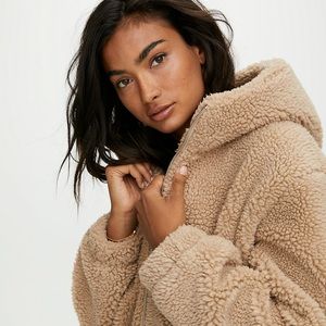 Aritzia Palo Alto Teddy Jacket